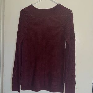 Maroon sweater